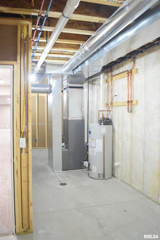 1621 GRANDLAKE Court, Pekin, IL 61554