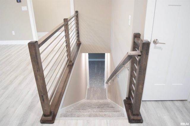 1621 GRANDLAKE Court, Pekin, IL 61554