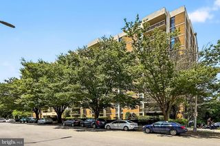 1016 S WAYNE ST #101, Arlington, VA 22204