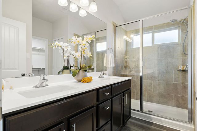 1944 T H Johnson DR, Taylor, TX 76574