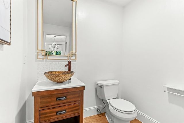 7 Sherman Place 7, Winchester, MA 01890
