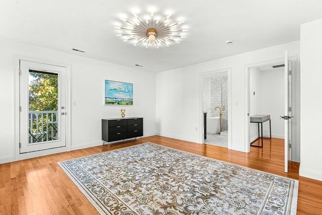 7 Sherman Place 7, Winchester, MA 01890