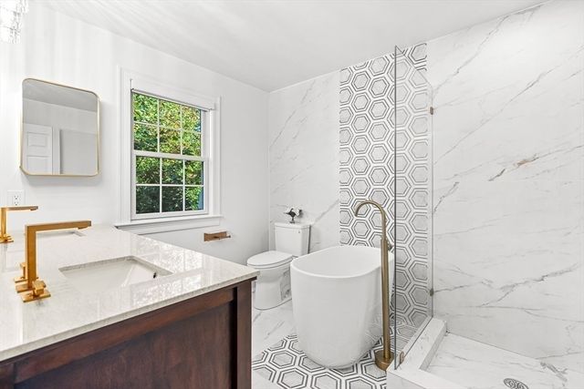 7 Sherman Place 7, Winchester, MA 01890