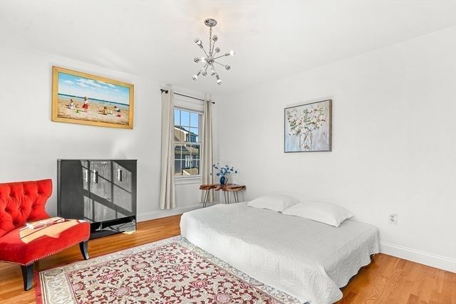 7 Sherman Place 7, Winchester, MA 01890