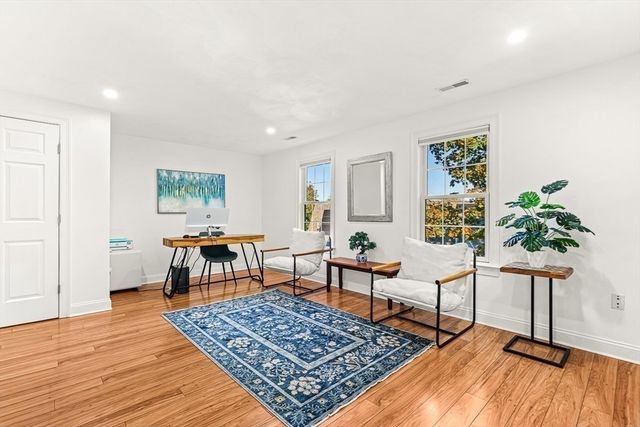 7 Sherman Place 7, Winchester, MA 01890