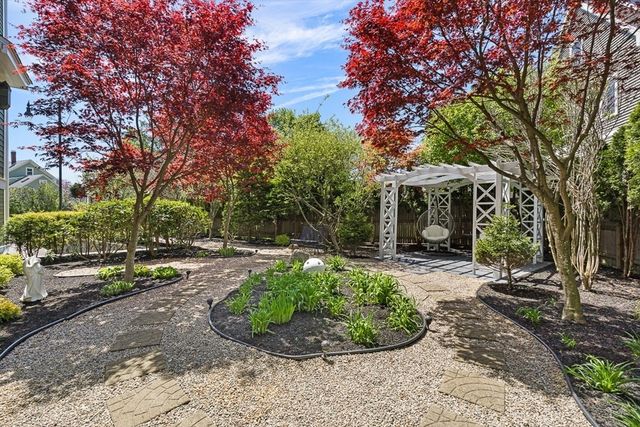 7 Sherman Place 7, Winchester, MA 01890