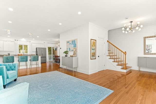 7 Sherman Place 7, Winchester, MA 01890