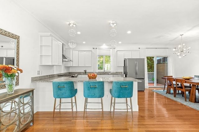 7 Sherman Place 7, Winchester, MA 01890