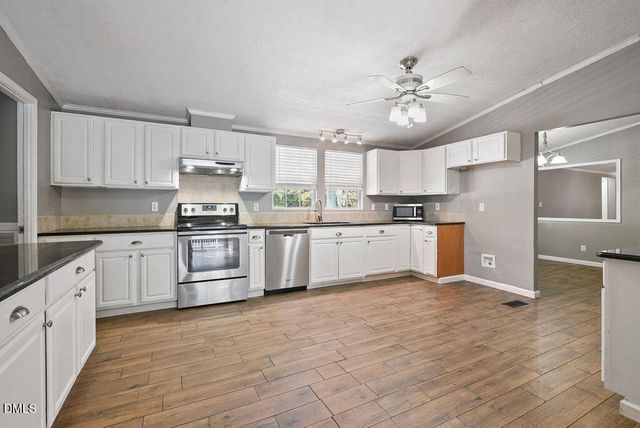 268 Thames Avenue, Lillington, NC 27546