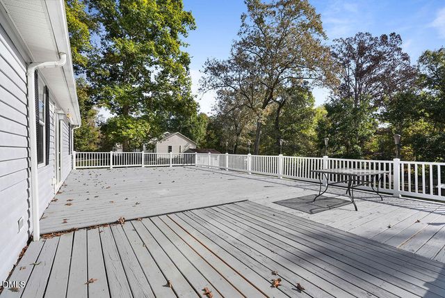 268 Thames Avenue, Lillington, NC 27546