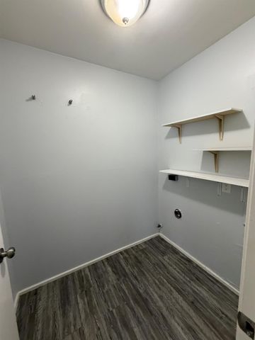 2107 Alta Vista Ave B, Austin, TX 78704
