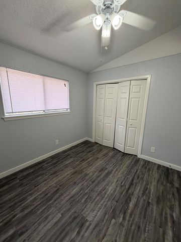 2107 Alta Vista Ave B, Austin, TX 78704
