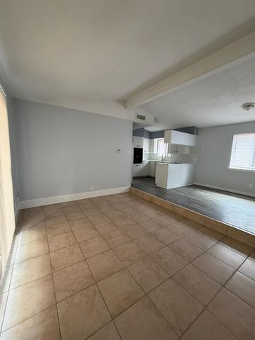2107 Alta Vista Ave B, Austin, TX 78704