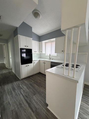 2107 Alta Vista Ave B, Austin, TX 78704