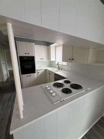 2107 Alta Vista Ave B, Austin, TX 78704