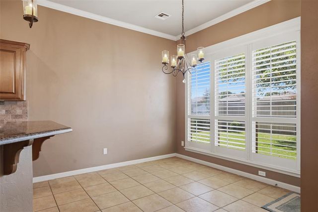10716 NW 37th Street, Yukon, OK 73099