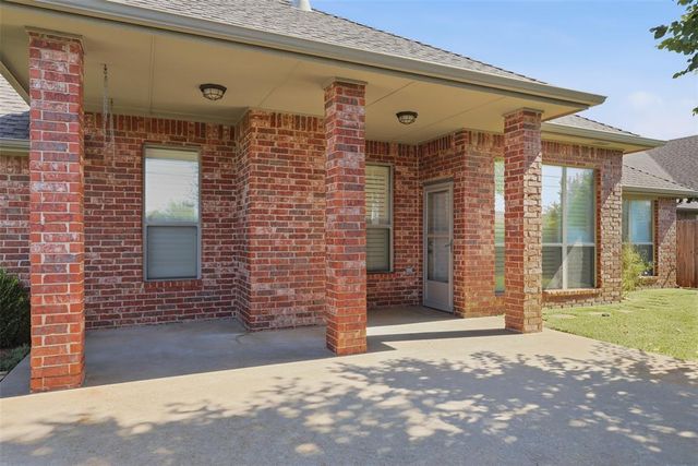 10716 NW 37th Street, Yukon, OK 73099