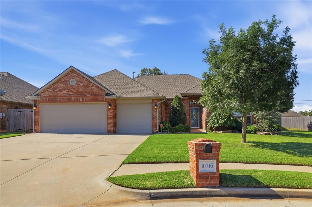 10716 NW 37th Street, Yukon, OK 73099