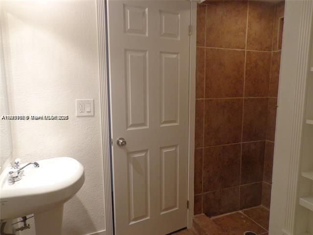 3741 NW 95th Ter 1503, Sunrise, FL 33351