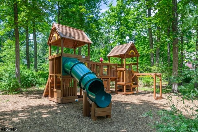 298 Emerson Ln, Berkeley Heights Twp., NJ 07922