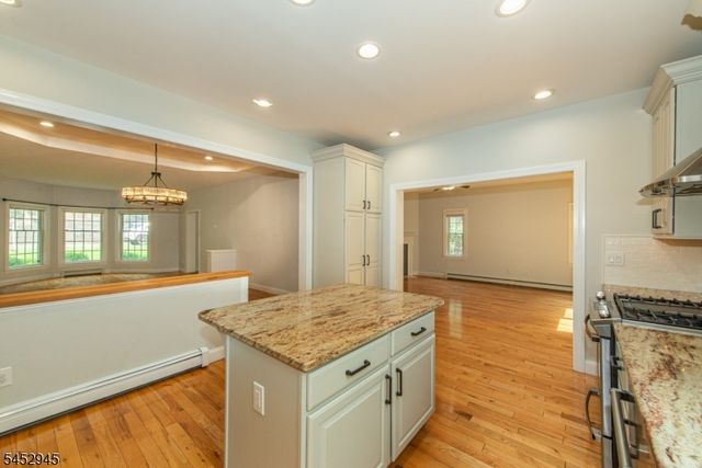 298 Emerson Ln, Berkeley Heights Twp., NJ 07922