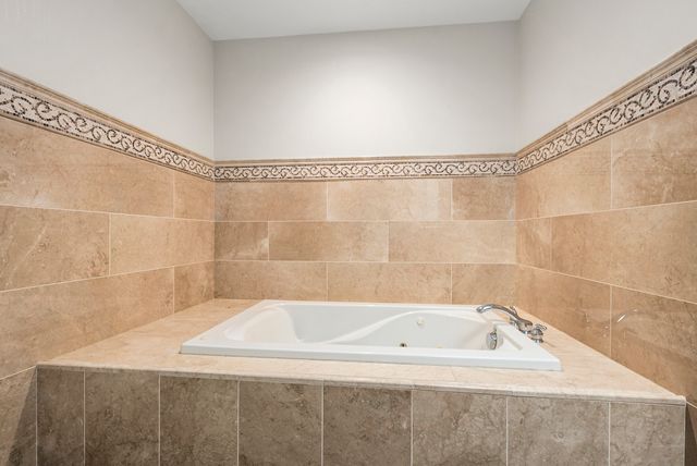 14620 S Bridle Court, Homer Glen, IL 60491