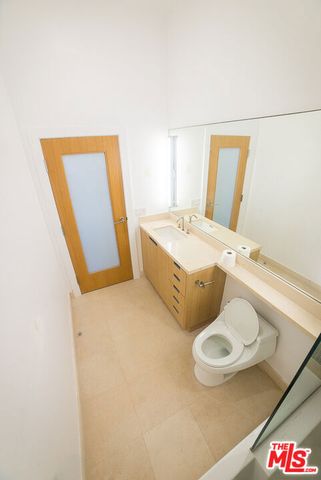 8 Brooks Avenue 12, Venice, CA 90291