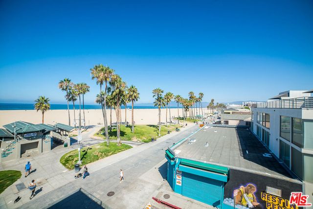 8 Brooks Avenue 12, Venice, CA 90291
