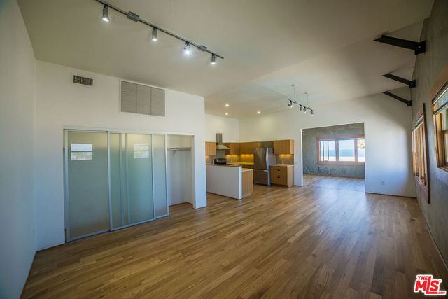 8 Brooks Avenue 12, Venice, CA 90291