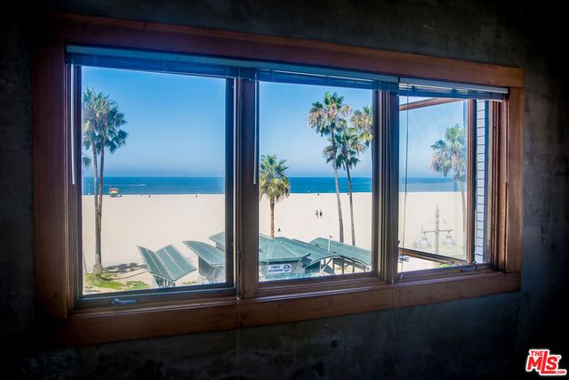 8 Brooks Avenue 12, Venice, CA 90291