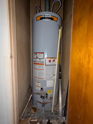 114 Wallisville Road, Liberty, TX 77575