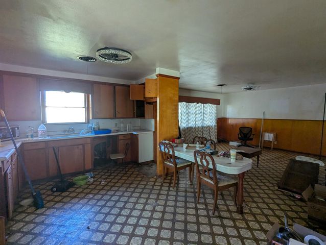 114 Wallisville Road, Liberty, TX 77575