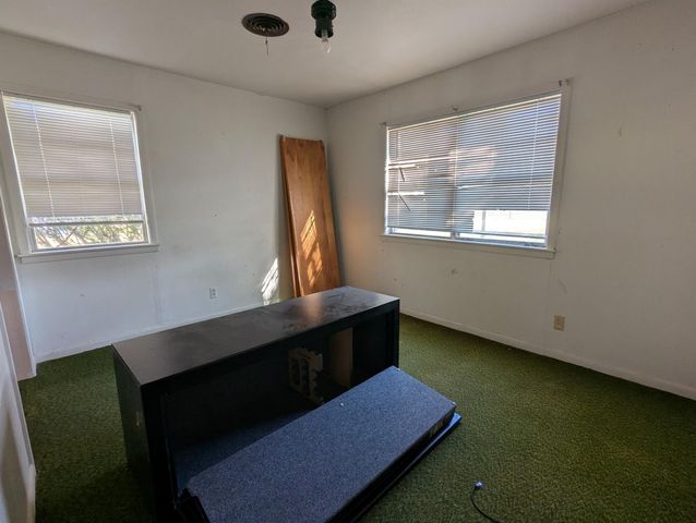 114 Wallisville Road, Liberty, TX 77575