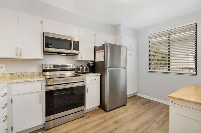 2401 Village Boulevard 305, West Palm Beach, FL 33409