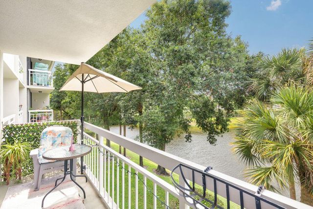 2401 Village Boulevard 305, West Palm Beach, FL 33409