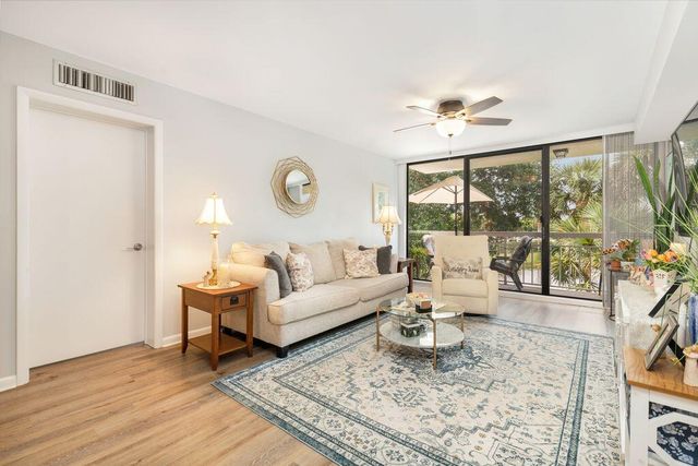 2401 Village Boulevard 305, West Palm Beach, FL 33409