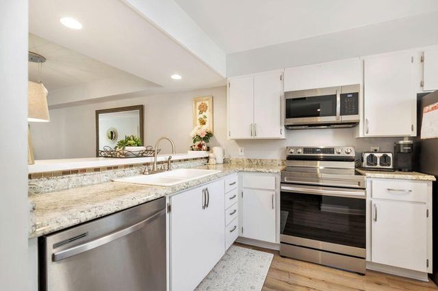 2401 Village Boulevard 305, West Palm Beach, FL 33409