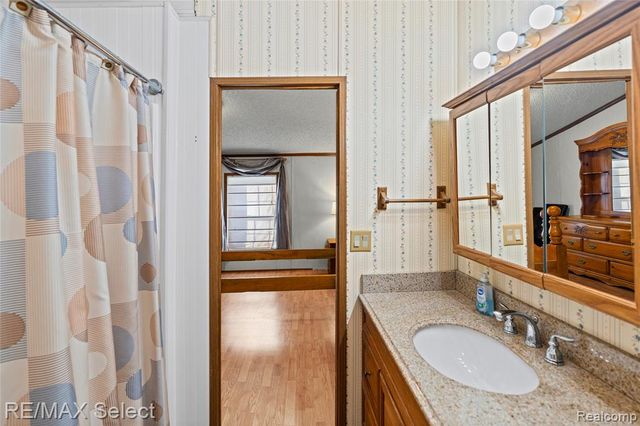 11061 Main Road, Fenton, MI 48430