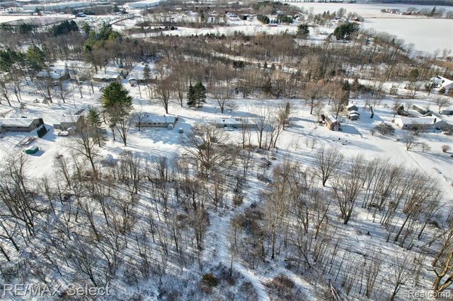 11061 Main Road, Fenton, MI 48430