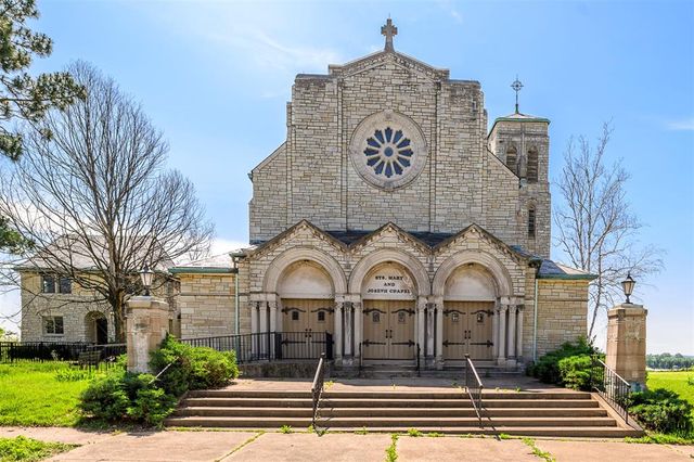 6300 Minnesota Avenue, St Louis, MO 63111