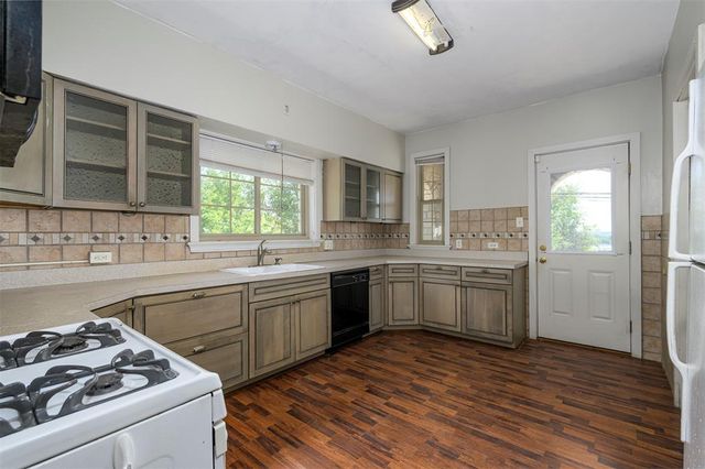6300 Minnesota Avenue, St Louis, MO 63111