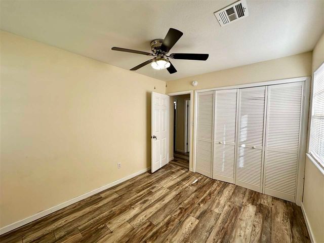 5421 NW Kinyon Ave, Lawton, OK 73505