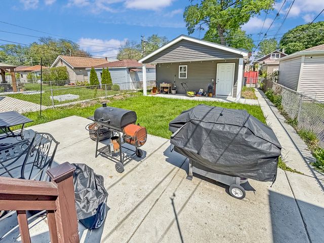 2719 Euclid Avenue, Berwyn, IL 60402