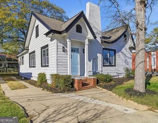 2955 E Point, East Point, GA 30344
