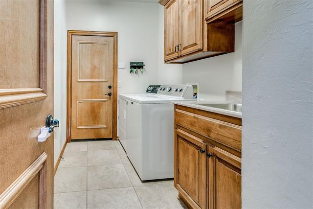 5832 Havenshire Lane, Edmond, OK 73034