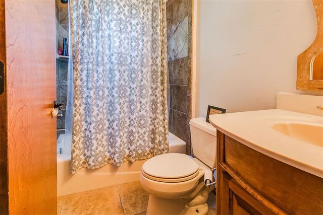 5832 Havenshire Lane, Edmond, OK 73034