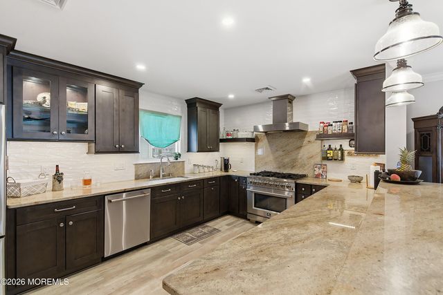 1734 Yorktowne Boulevard, Toms River, NJ 08753
