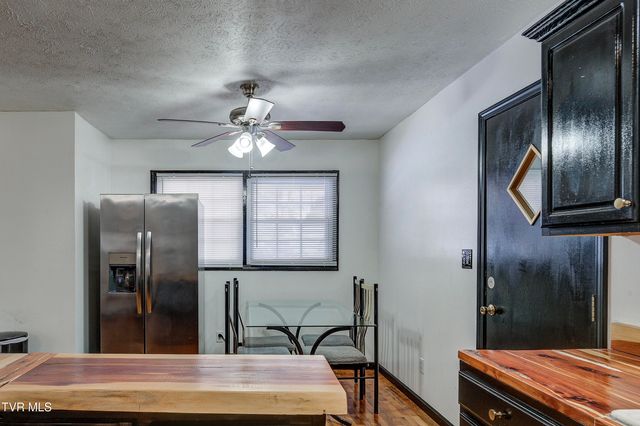 1511 East Holston Avenue, Johnson City, TN 37601