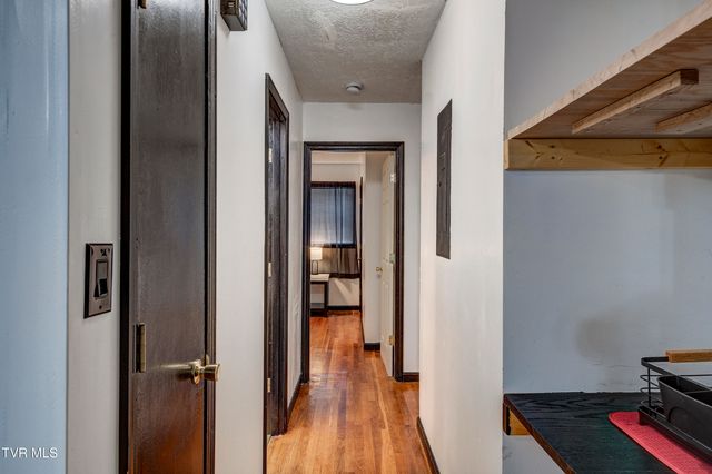 1511 East Holston Avenue, Johnson City, TN 37601