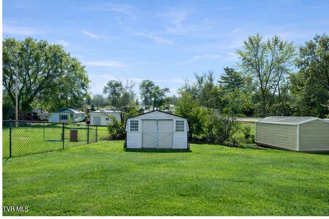 1511 East Holston Avenue, Johnson City, TN 37601